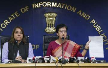 Atishi with Delhi Mayor