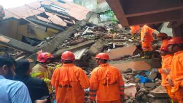 Maharashtra building collapse, Maharashtra Three storey building collapses in Navi Mumbai Shahbaz vi