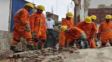 Jharkhand building collapse, Two storey building collapses in Deoghar, Deoghar building collapse, se