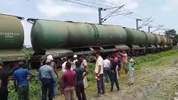 Two wagons of goods train derail near Rangapani railway station station in West Bengal