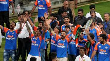 Indian team sings 'Vande Mataram' at Wankhede.