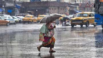 IMD predicts heavy rainfall in West Bengal