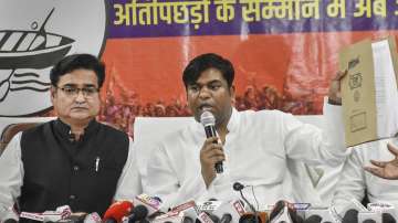 Vikassheel Insaan Party (VIP) chief Mukesh Sahani addresses a press conference. (File photo)