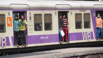 Mumbai, Mumbai Local 