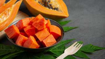 Common foods that you should avoid pairing with papaya