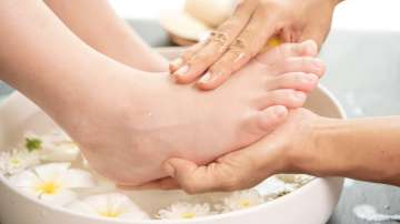 Remedies to get instant relief from swelled feet