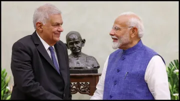 Sri Lankan president Ranil Wickremesinghe with Indian PM Narendra Modi.