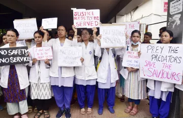 Doctors stage protest over horrific case of murder and rape of a woman doctor at Kolkata hospital