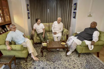 Omar Abdullah with Rahul Gandhi and others