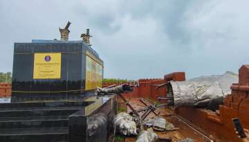 A statue of Chhatrapati Shivaji Maharaj, erected by the Navy and inaugurated by Prime Minister Narendra Modi last year, collapses at Rajkot Fort, in Malvan on Monday