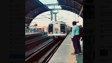 Delhi Metro record ridership, Delhi Metro records highest ever daily ridership at 77.48 lakh on Augu