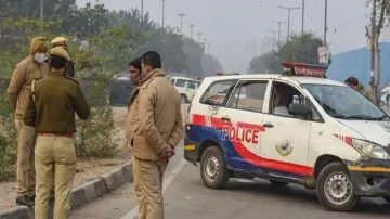 Delhi police detains man for putting posters hailing Pakistan on wall of his flat