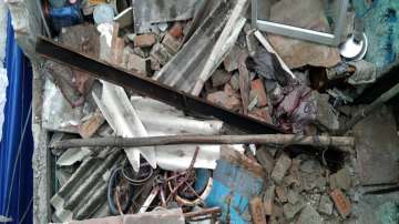 Delhi Elderly couple die son injured roof collapses in Rohini Prem Nagar area police investigation l