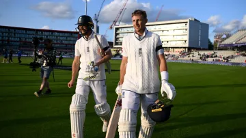 England beat Sri Lanka.