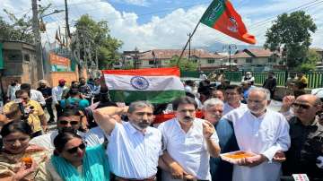 Members of J&K BJP celebrate the 5th anniversary of Article 370 abrogation in Srinagar