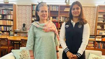 Star pistol shooter Manu Bhaker with Sonia Gandhi