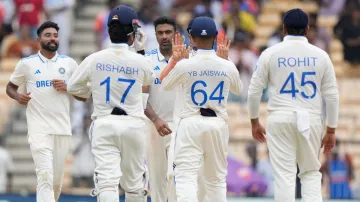 India beat Bangladesh by 280 runs in the first Test to take a 1-0 lead in the two-match series