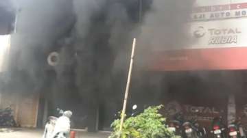 Man sets e-bike showroom on fire in Kalburgi