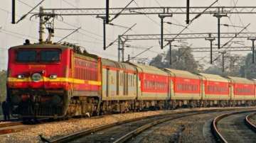 Stones pelted on Mahabodhi Express train