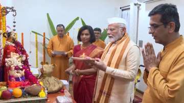 PM Modi attends Ganpati poojan at CJI Chandrachud's residence