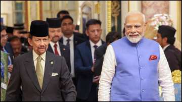 PM Modi with Brunei Sultan Hassanal Bolkiah at the Istana Nurul Iman Palace.