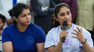 Vinesh Phogat joins Congress