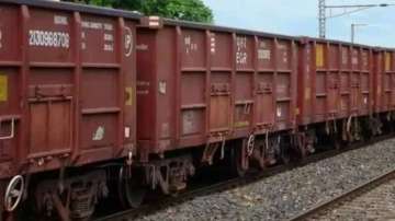 Chhattisgarh freight train Stone pelting