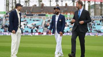 Joe Root and Virat Kohli along with Chris Broad.