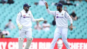 Rishabh Pant and Cheteshwar Pujara during the Border-Gavaskar Trophy 2020-21