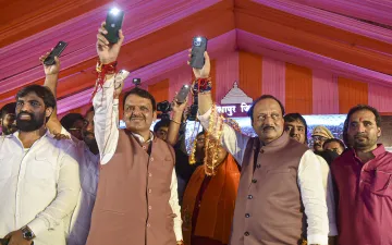 Ajit Pawar with Devendra Fadnavis 