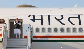 PM Modi arrives in Vientiane