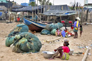 Check Cyclone Dana latest updates. 