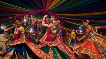 Tips to style old saree, lehenga for Garba & Dandiya