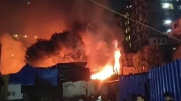 Fire at timber godown in Kolkata