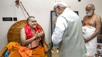 PM Modi, Kanchi Shankaracharya, Varanasi