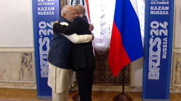 PM Modi hugs President Putin before bilateral meeting 