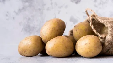 Know tricks to identify fake potatoes