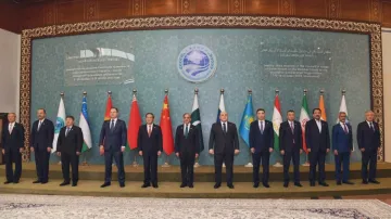 EAM Jaishankar with senior leaders of SCO countries at the Islamabad Summit.