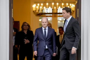 German Chancellor Olaf Scholz govt collapsed