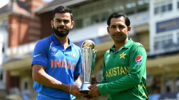 Virat Kohli and Sarfaraz Ahmed.