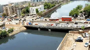 Western Railway dismantles iconic 135 year old bridge in Bandra, Western Railway, Services affected 