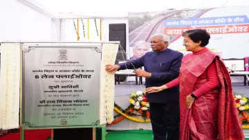 Flyover connecting Apsara border to Anand Vihar