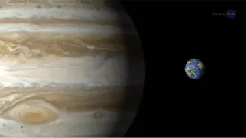 Jupiter near Earth 