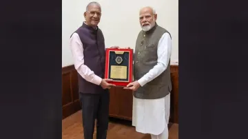 Govind Dholakia and PM Modi