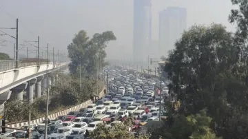 Farmers block Noida-Greater Noida Expressway amid protest