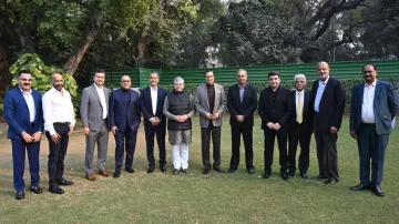 Rajat Sharma along with other IBDF board members. 