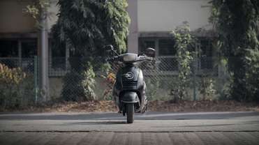 World’s first self balancing e-scooter all set to unveil at Auto Expo 2023