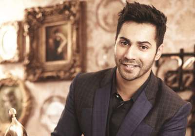 Bollywood actor Varun Dhawan is one of the most jovial actors of the industry. The actor, who is a heartthrob of millions, flaunts amazing acting and dancing skill and not to miss his killing smile which can make every heart melt. 

The &lsquo;Student Of The Year&rsquo; actor has turned 29 today, but feels he is still not mature enough to get married. Varun is often seen playing characters that are around 23-24 years and still feels of the same age off the screen.

Though, his career in B-town is not long enough, but Varun has surely carved a niche for himself in quite less time and has even earned some buddies too.

So as Varun Dhawan celebrated his 29th birthday on Saturday night several celebs marked their presence at his party. Here&rsquo;s a look: 