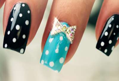 Nails are the best friend of every girl. Girls love to maintain their nails with applying different type of nail arts on them. So here are some eye catchy nail arts which can make your nails like never before.