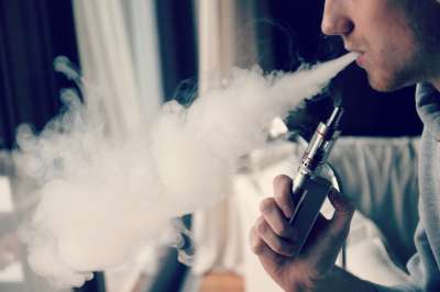 Aged e cigarette releases more harmful chemicals finds study